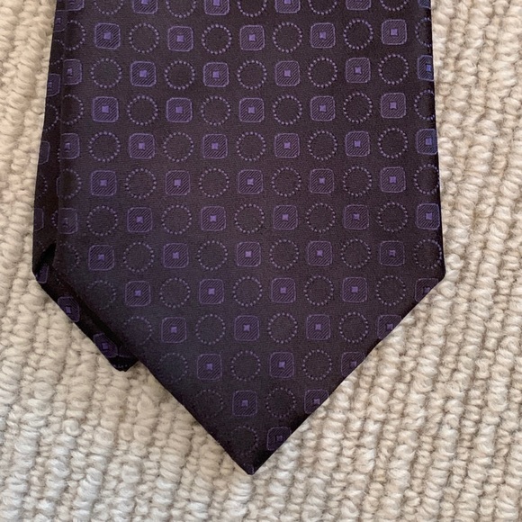 Navy Hugo Boss tie - Picture 2 of 5
